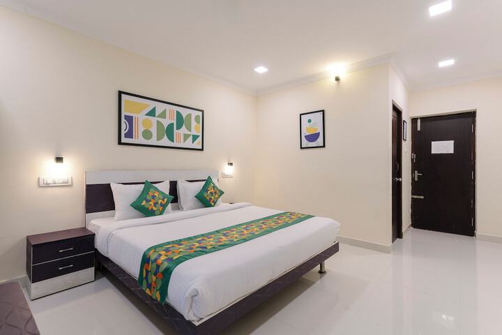 Room 10 of 48