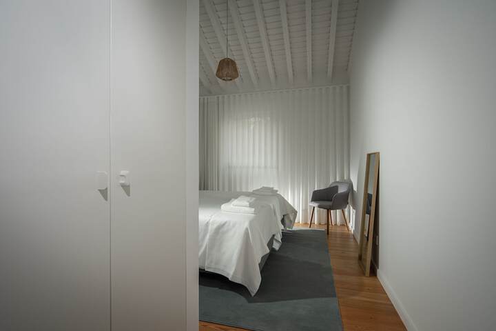 Room 10 of 46