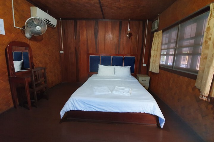 Room 16 of 58
