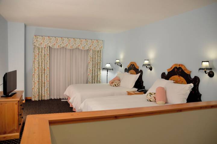 Room 44 of 145