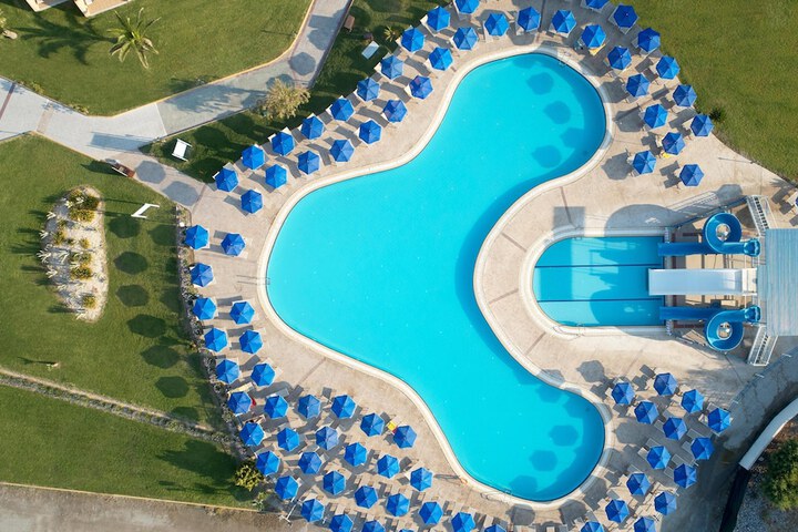 Pool 88 of 193