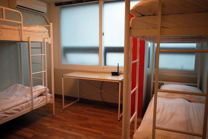 Room 22 of 59