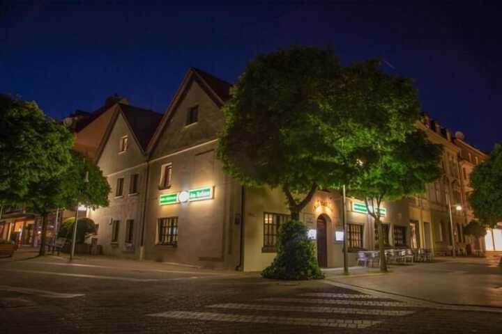 Hotel 37 of 42