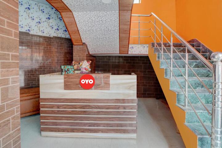 Super OYO 813893 Hotel Siddhi Vinayak