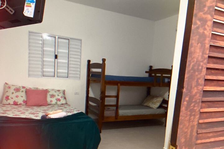 Room 8 of 83