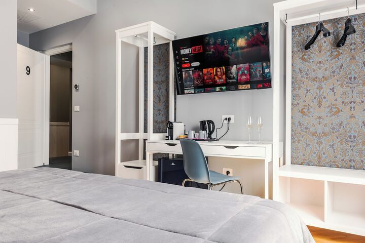 Room 25 of 71