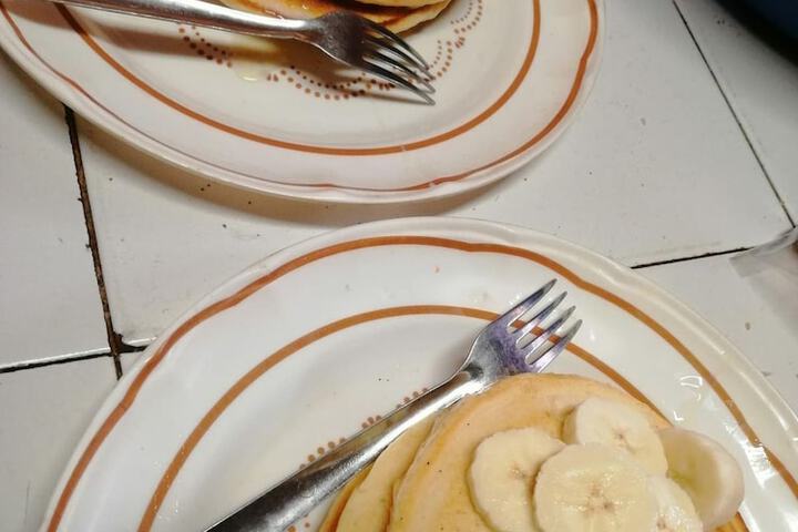 Dining 52 of 70
