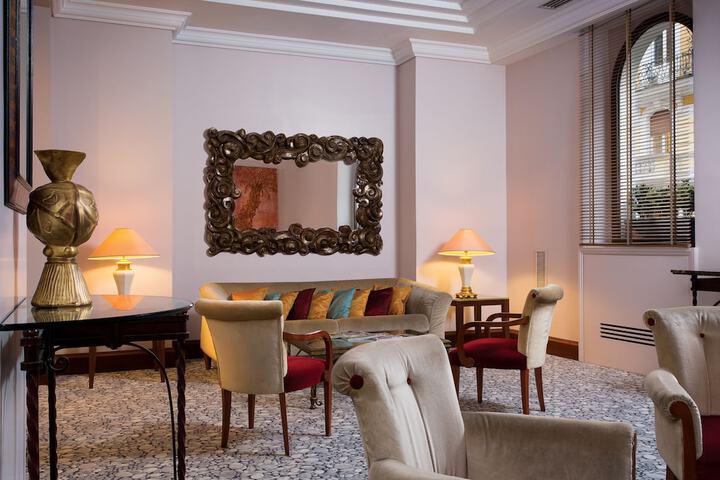 Hotel Lobby