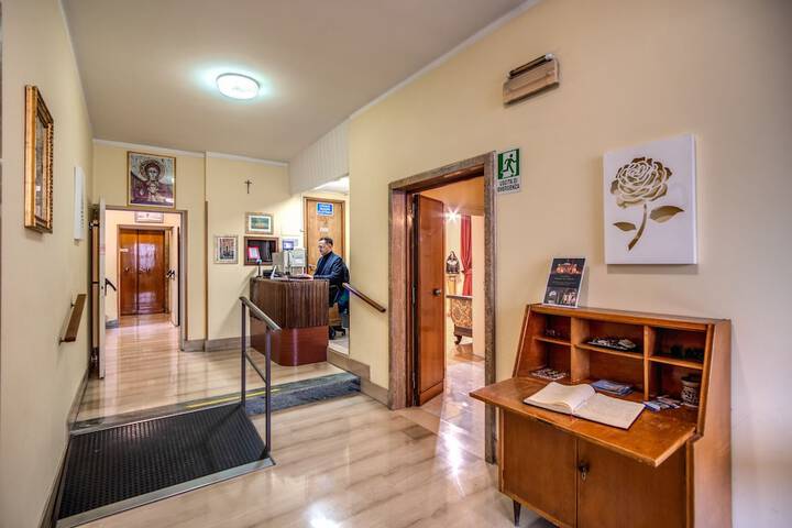 Hotel Interior 11 of 223
