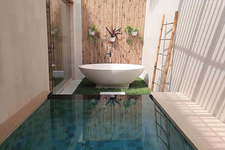 Pool 69 of 131