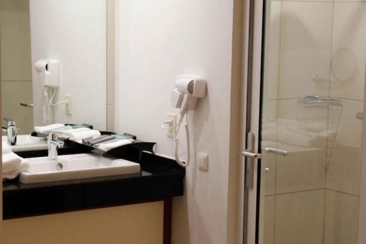 Bathroom Interior Photo