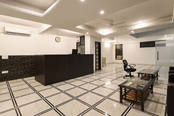 OYO 13025 PETALS INN
