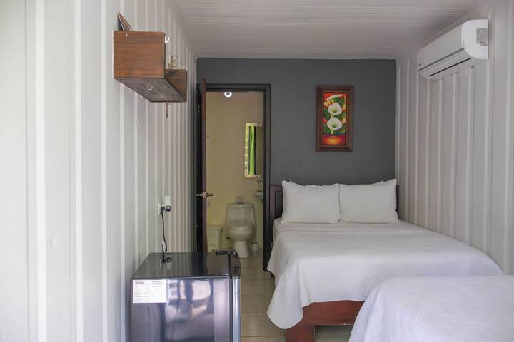 Room 7 of 25