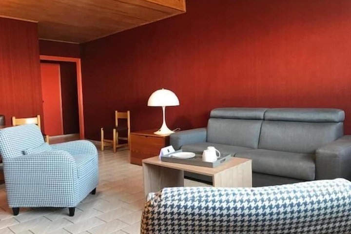Room 17 of 29