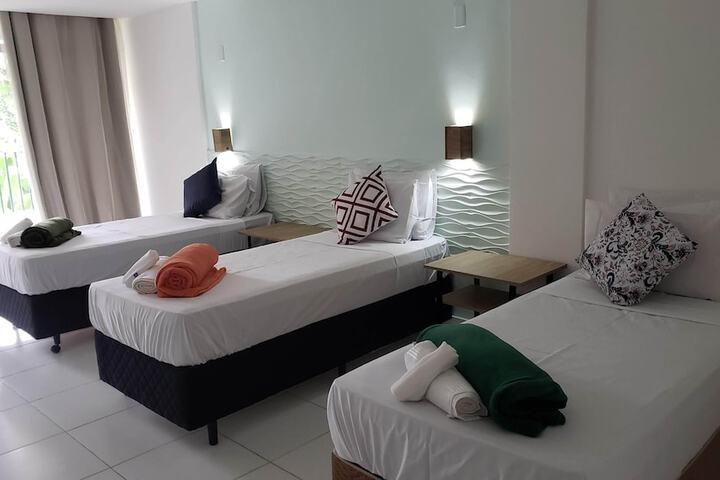 Room 5 of 32