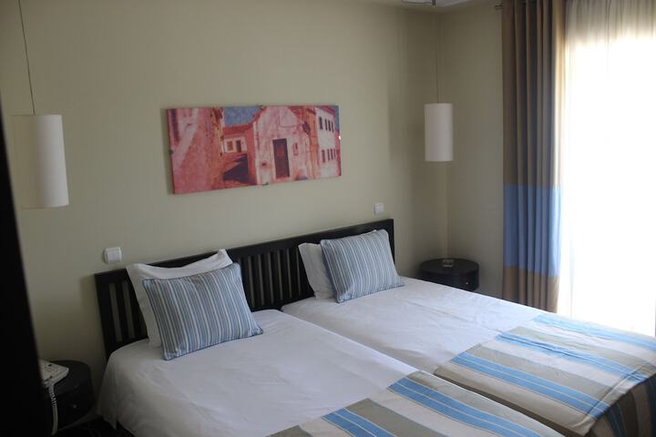Room 5 of 129