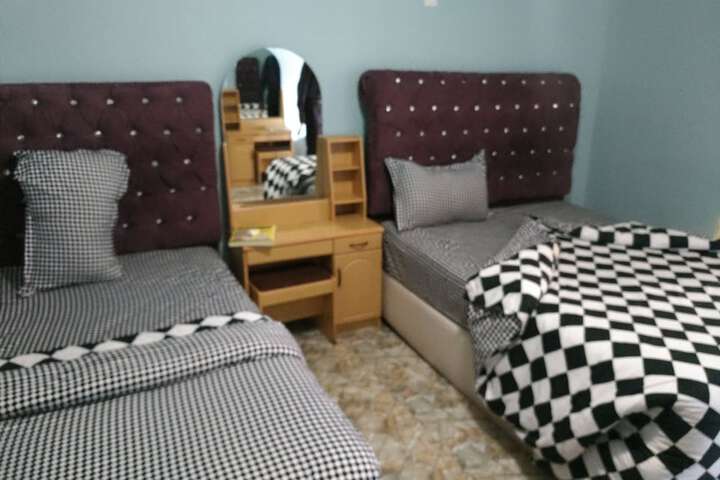Room 10 of 51