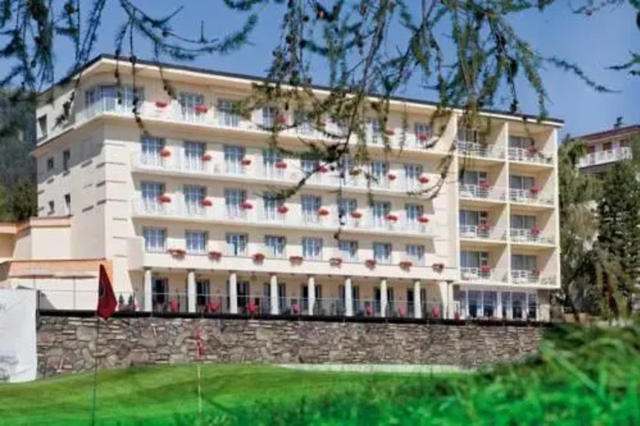 LINDNER GOLF & SKI PARC RHODANIA