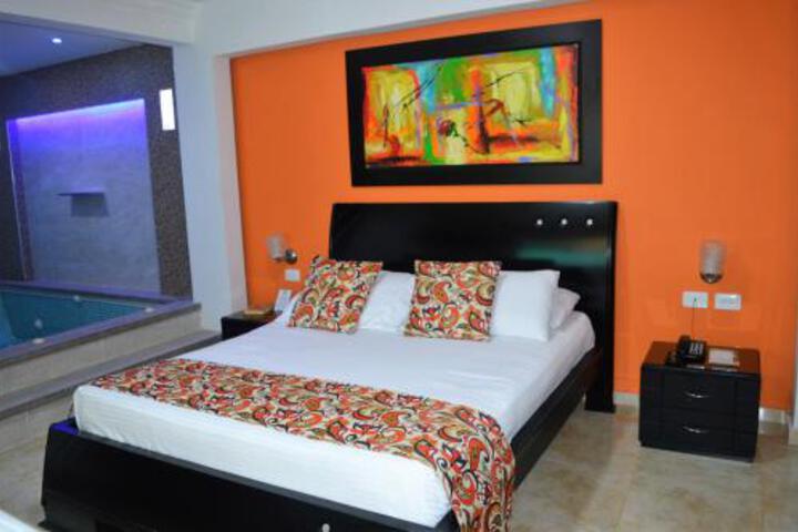 Hotel Serrano Plaza