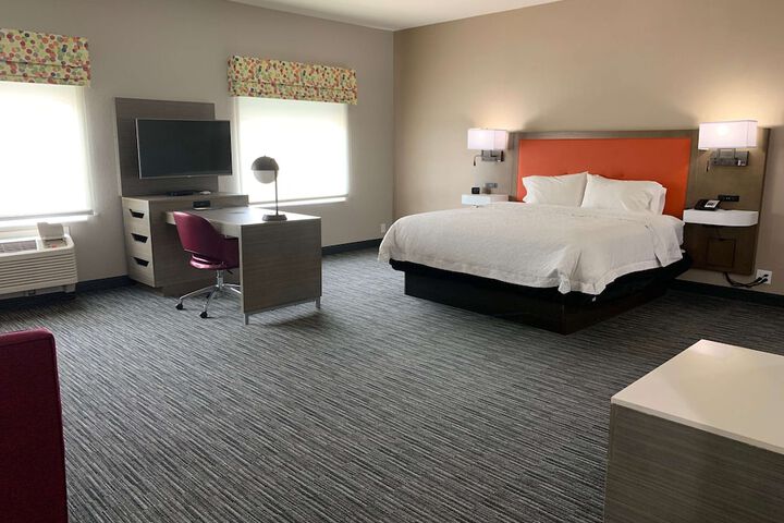 Room 18 of 79