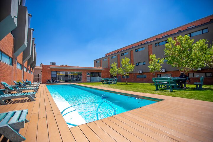 Pool 22 of 41