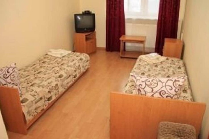 Room 4 of 20
