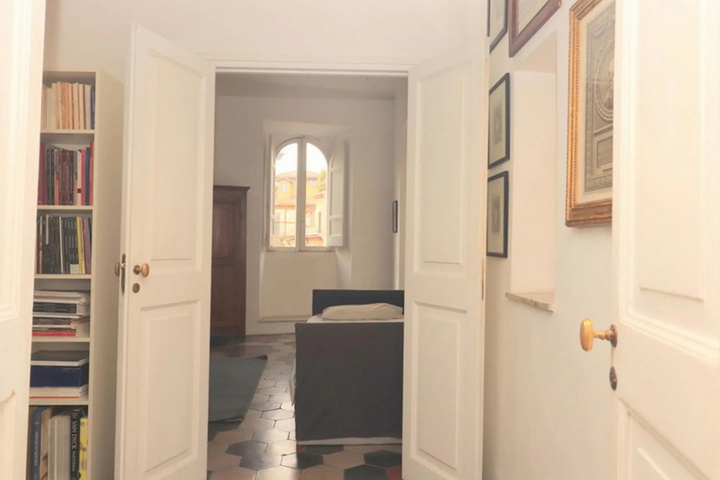 Room 2 of 15