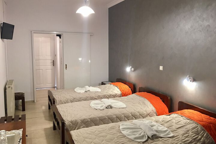 Room 5 of 35