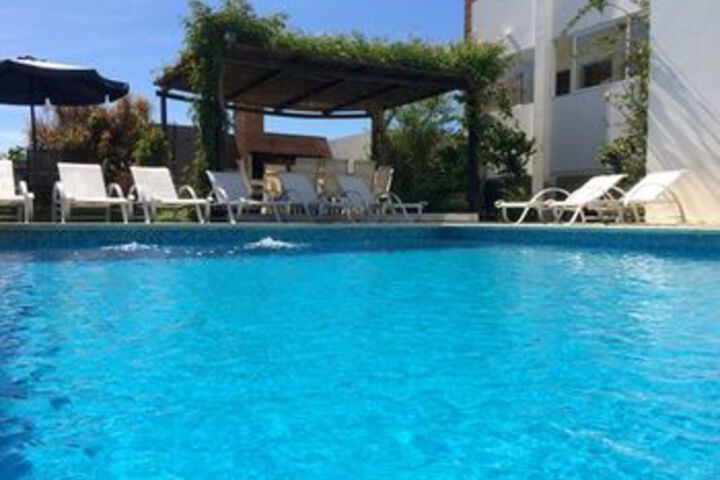 Pool 31 of 41