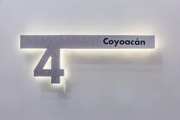 Room 137 of 329