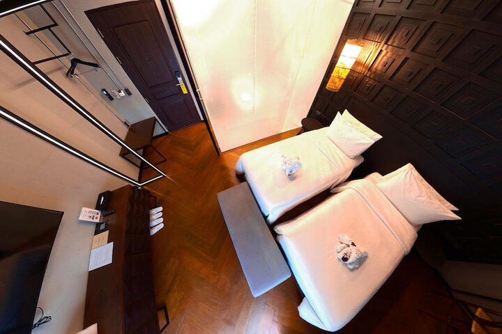 Room 20 of 54