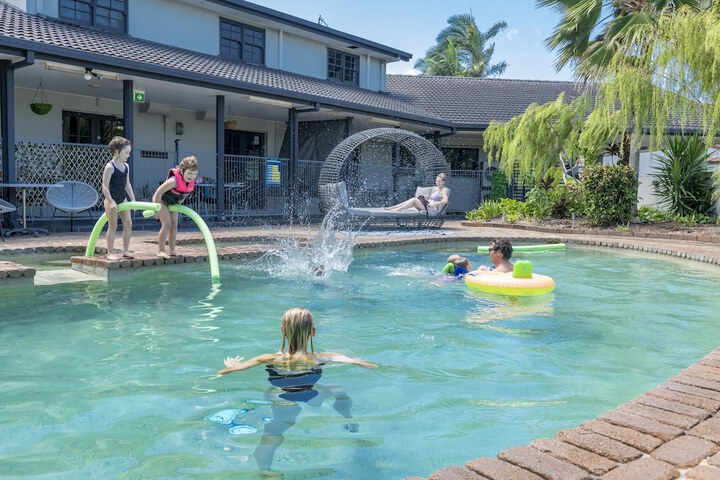 Pool 49 of 70