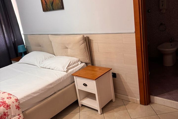 Room 28 of 51