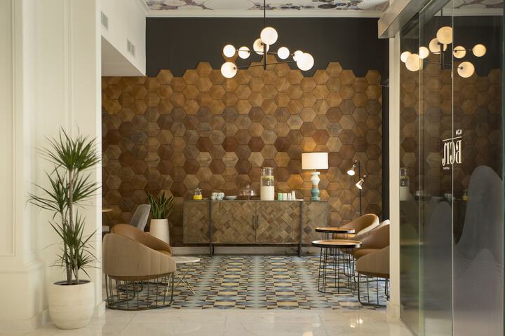 Hotel 3 of 80