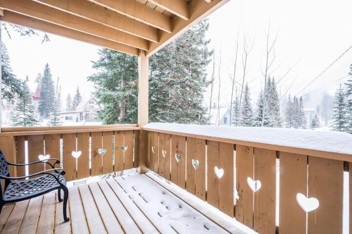 Exterior of Brighton Ski Resort Hidden Falls 1 Bedroom Chalet Utah