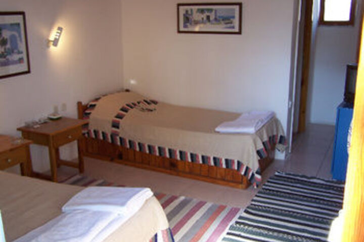 Room 16 of 33