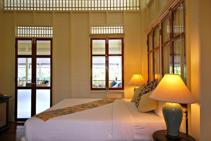 Room 14 of 98