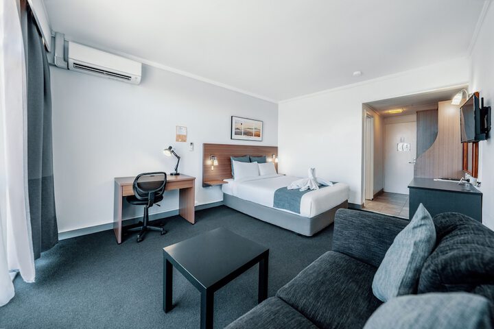 Room 19 of 53