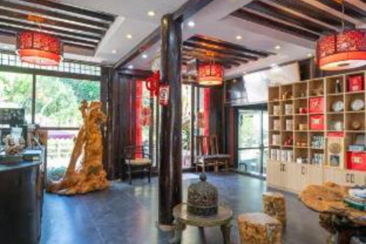 Youtang Cloud Station | CourtyardZen-style Inn (Lijiang Shuhe Ancient Town Branch)