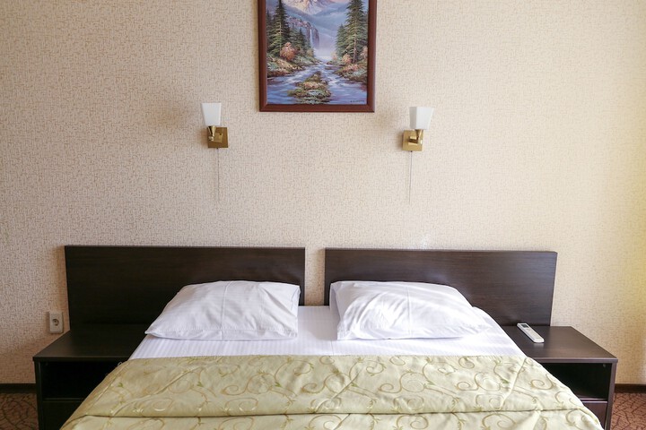 Room 26 of 69