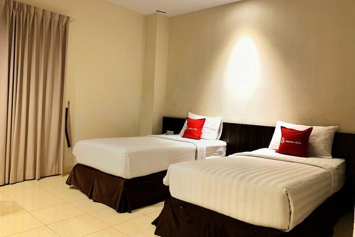 Room 8 of 26