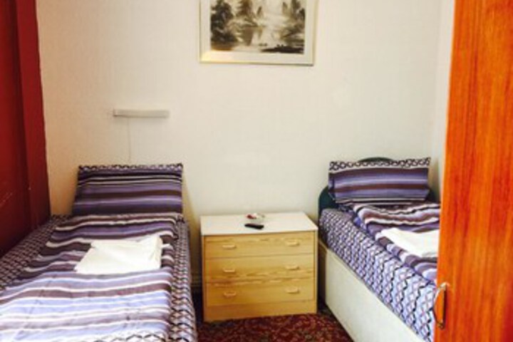 Room 40 of 70