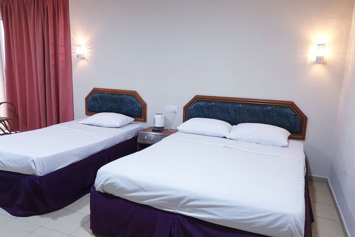 Room 4 of 27