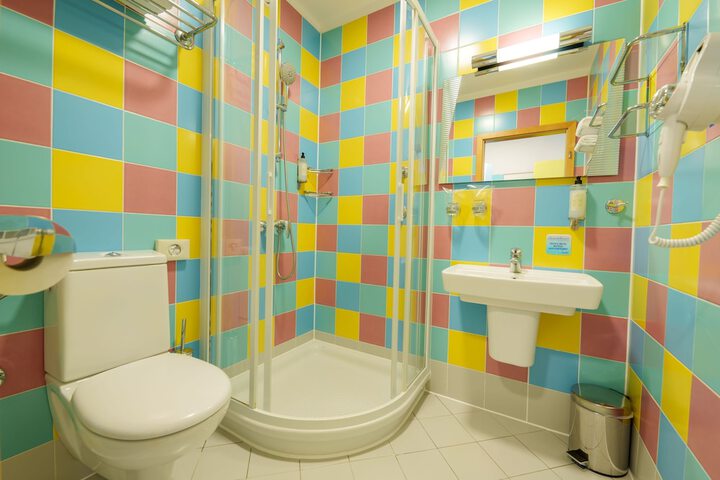 Clean Restrooms