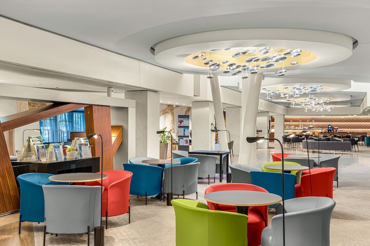 Guest Lobby