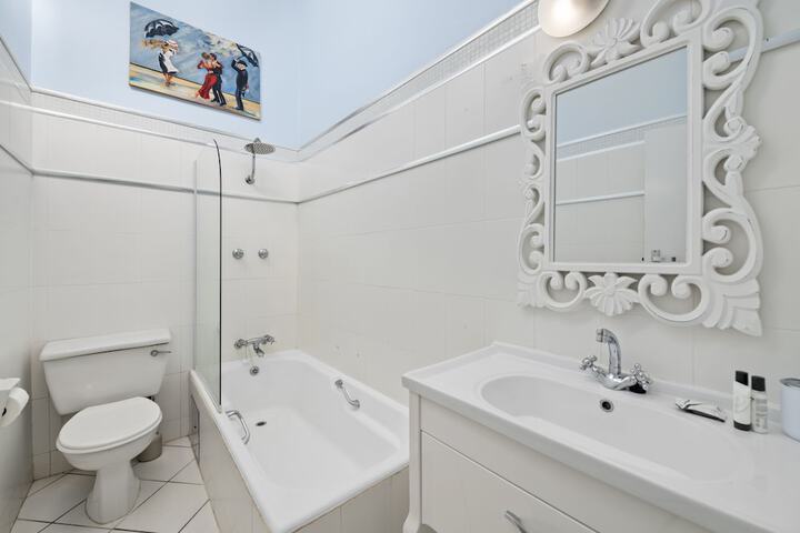 Room 14 of 29