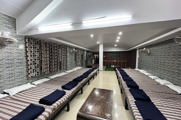 Room 16 of 23