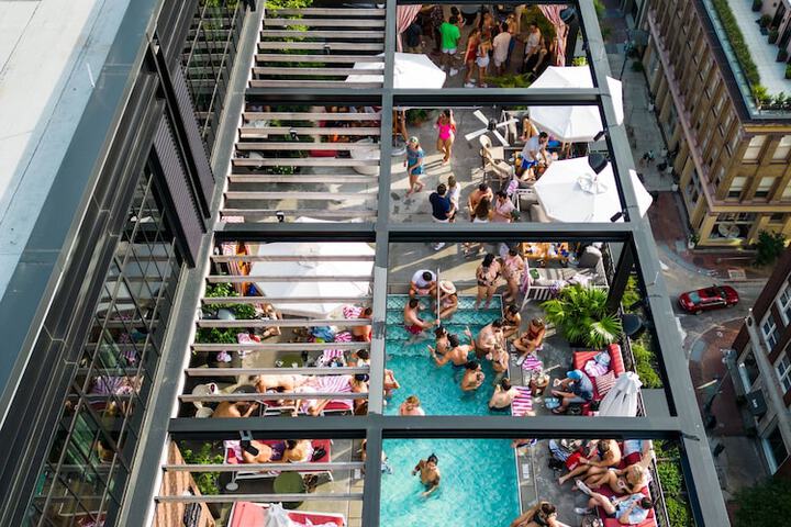 Poolside bar