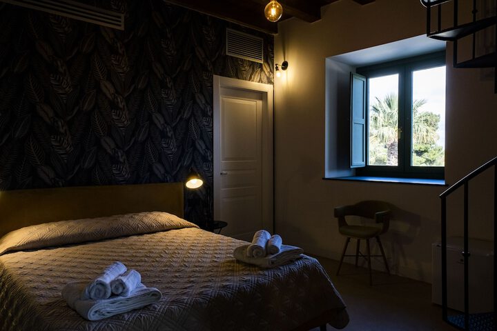 Room 21 of 130