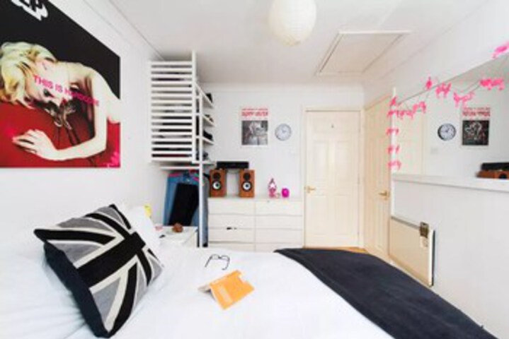 Room 20 of 20